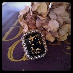 Elegant Jet and Gold Tone Dinner/Cocktail Ring